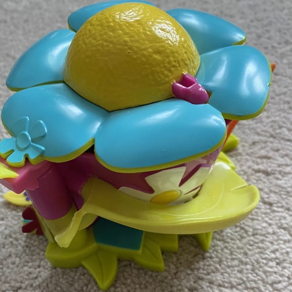 Polly Pocket Petal Playhouse 2001 Flower Fairies - Picture 3 of 9